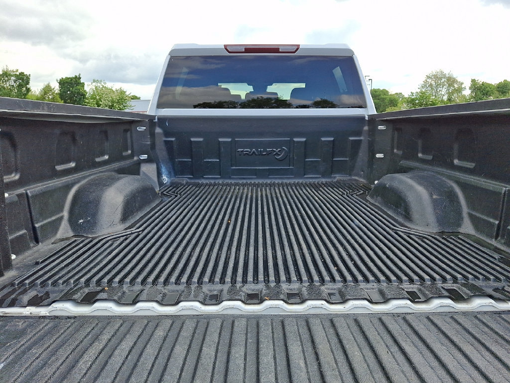 Used 2024 Chevrolet Silverado 2500 LT AWD/4WD image 28
