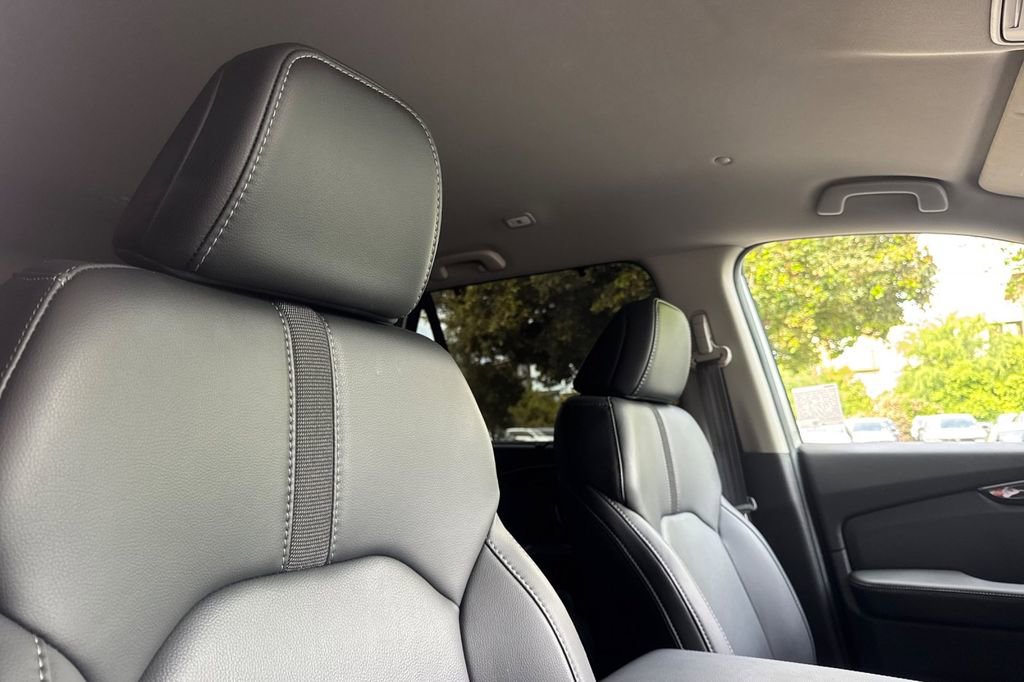 Certified 2025 Honda Pilot EX-L image 19