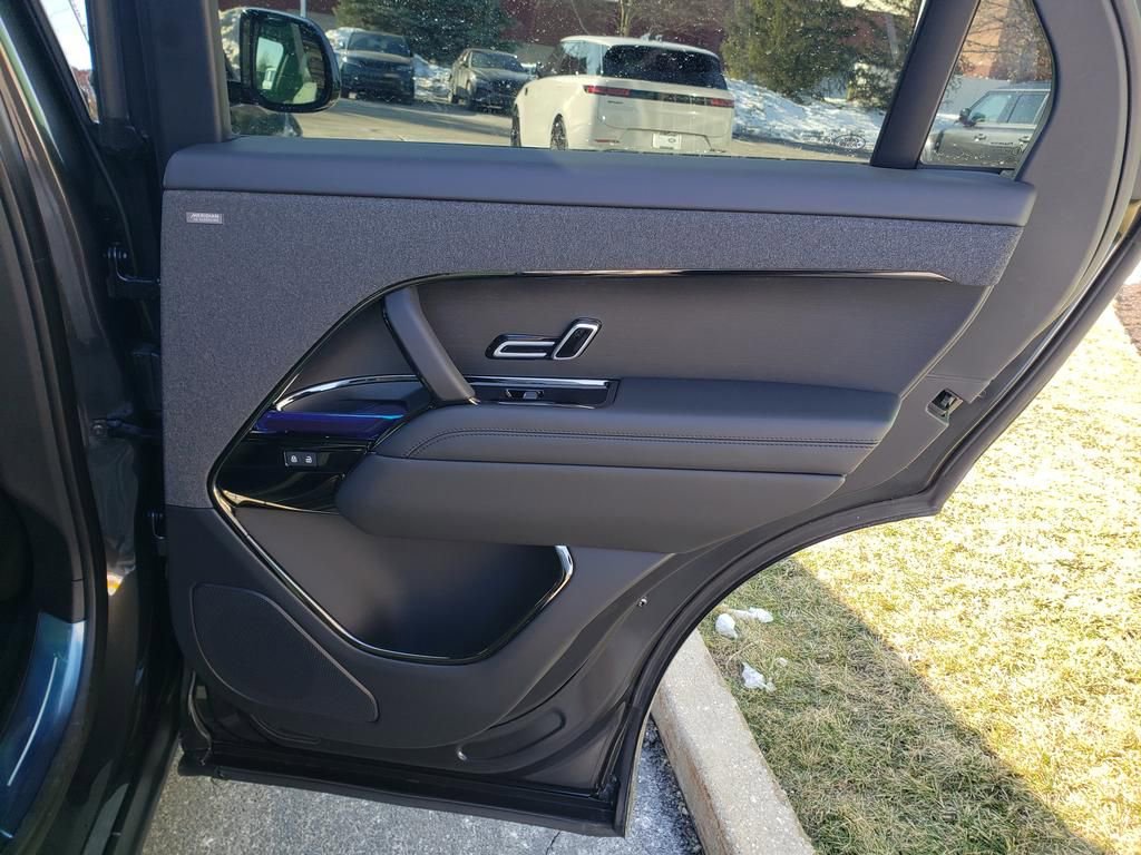 New 2026 Land Rover Range Rover Sport Dynamic SE image 16