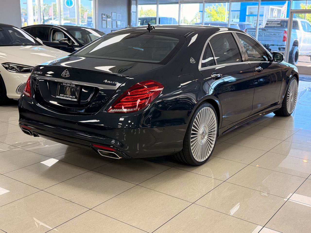 Used 2016 Mercedes-Benz S 550 4MATIC Sedan image 8