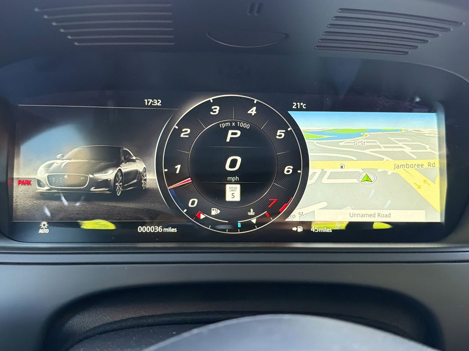 New 2024 Jaguar F-TYPE R AWD/4WD image 18