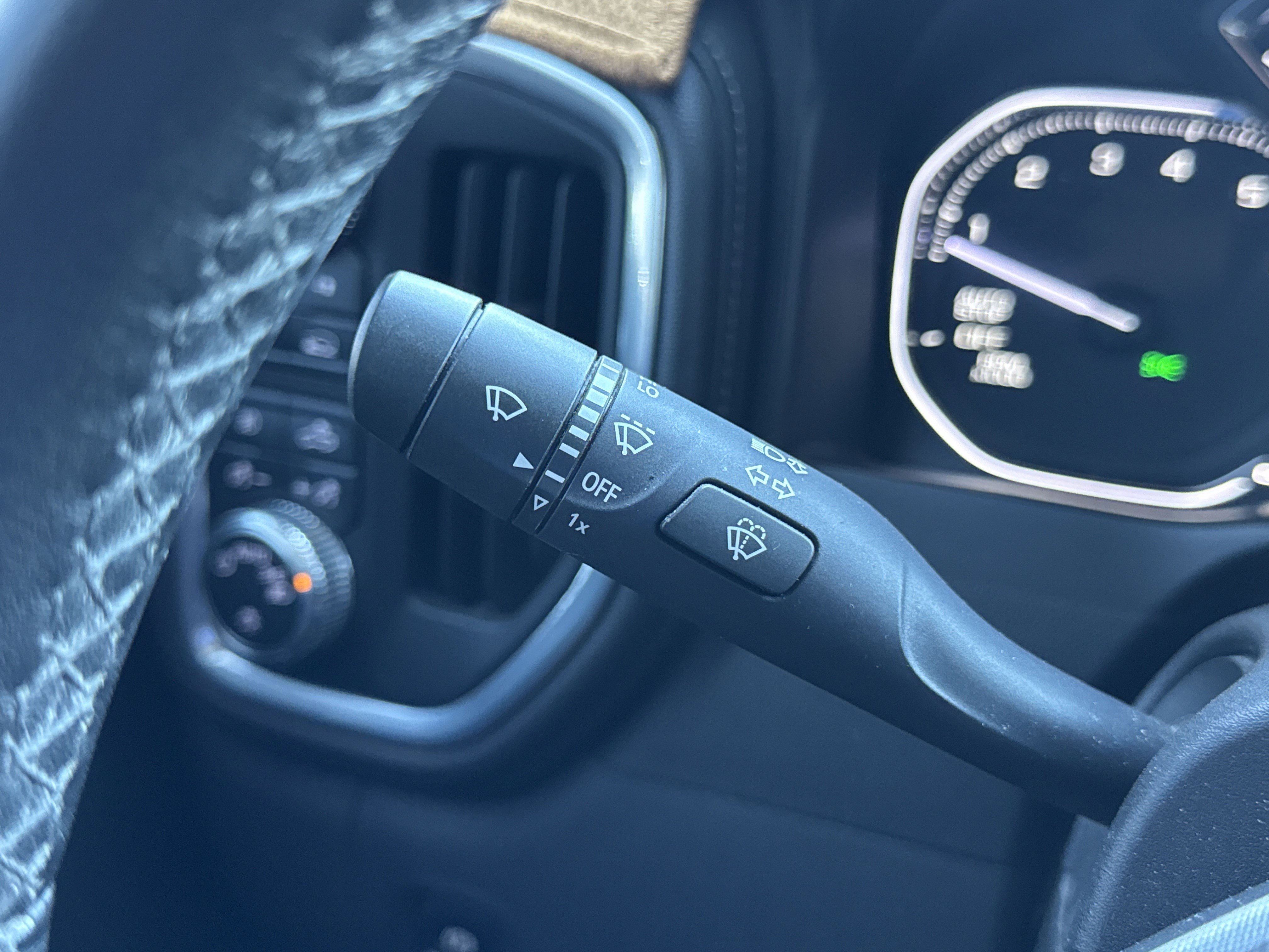 Used 2021 GMC Sierra 1500 Elevation image 17