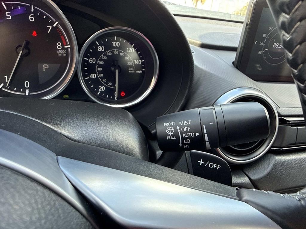 Used 2025 MAZDA MX-5 Miata RF Grand Touring image 29