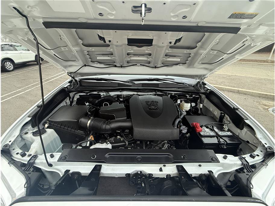 Used 2023 Toyota Tacoma TRD Sport w/ Advanced Technology Package AWD/4WD image 16