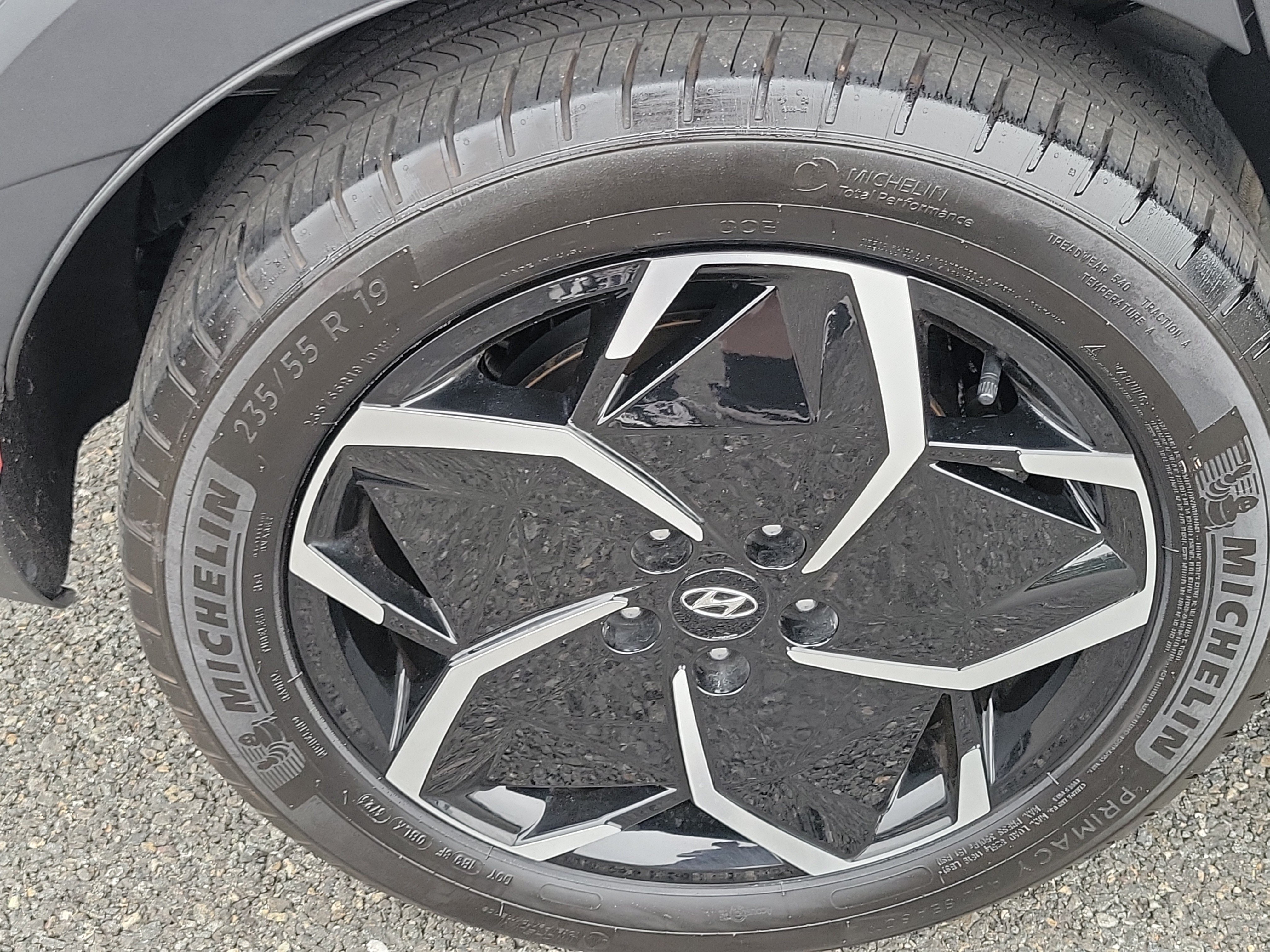 Certified 2024 Hyundai Ioniq 5 SEL RWD image 25