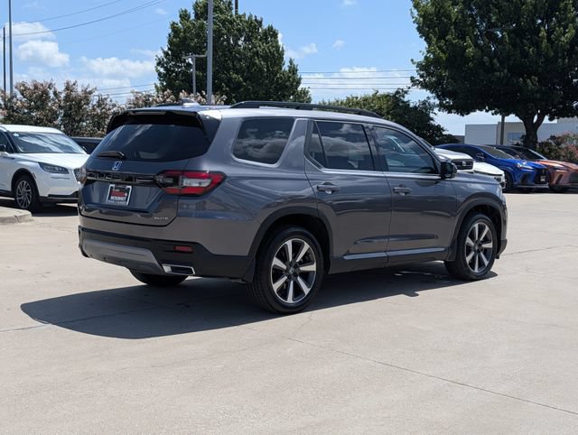 Used 2023 Honda Pilot Elite image 6