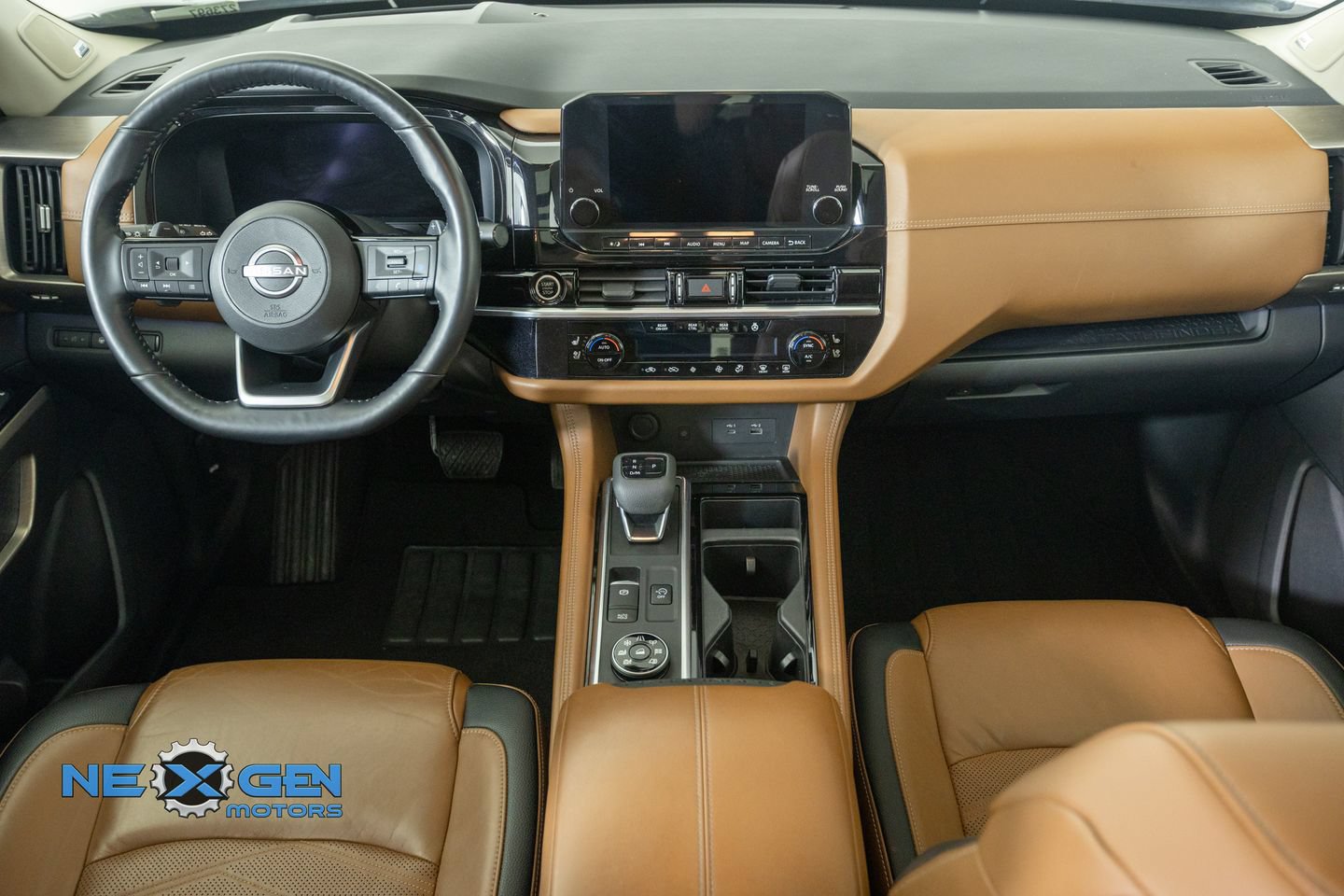 Used 2022 Nissan Pathfinder Platinum AWD/4WD image 32