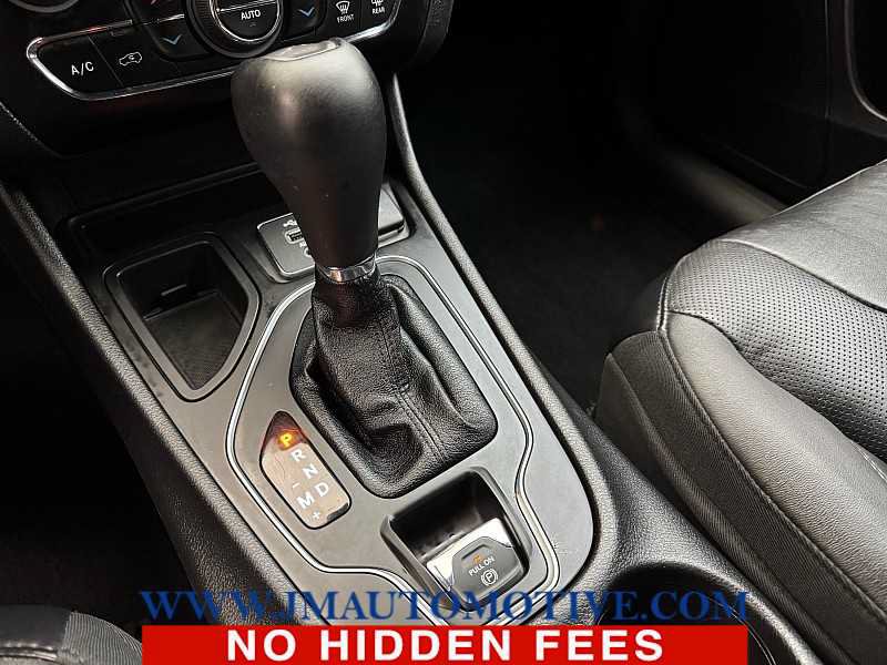 Used 2021 Jeep Cherokee Latitude Lux 80th Anniv w/ Quick Order Package 26U 80TH FWD image 34