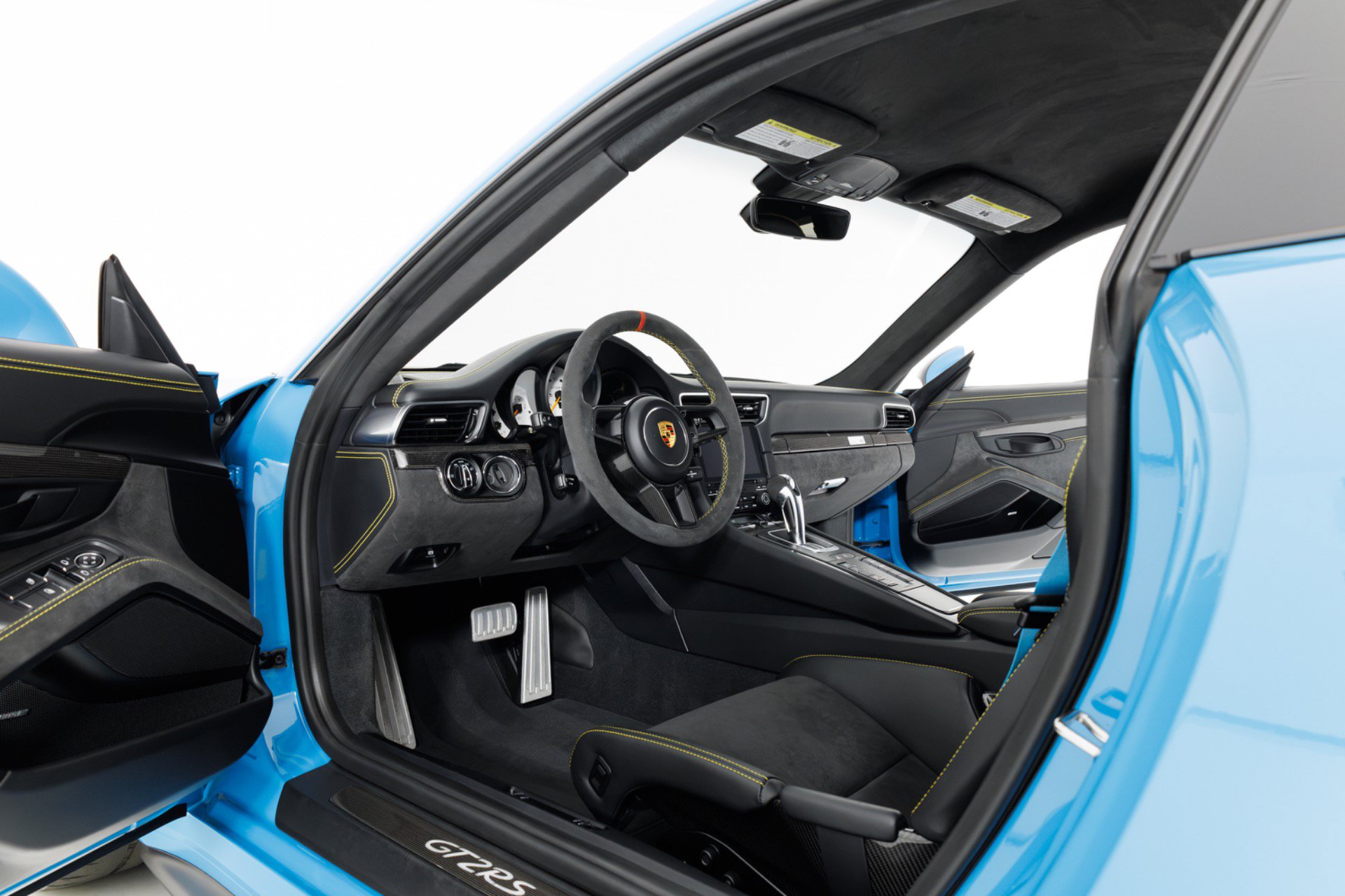 Used 2018 Porsche 911 GT2 RS RWD image 14