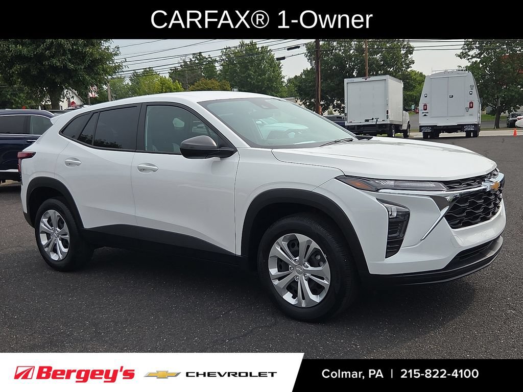Certified 2024 Chevrolet Trax LS FWD image 3