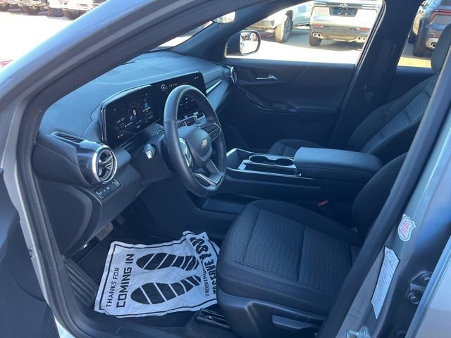 Used 2025 Chevrolet Equinox LT image 9