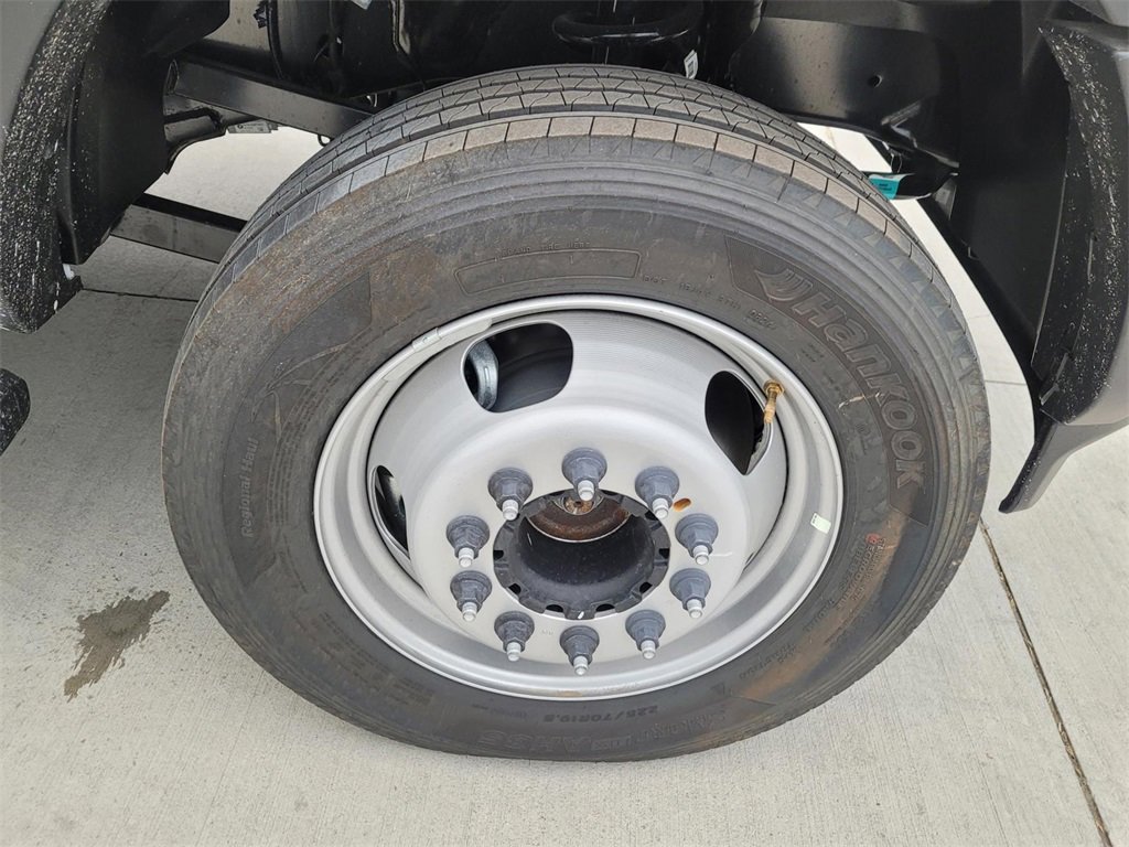 New 2024 RAM 5500 Tradesman image 7