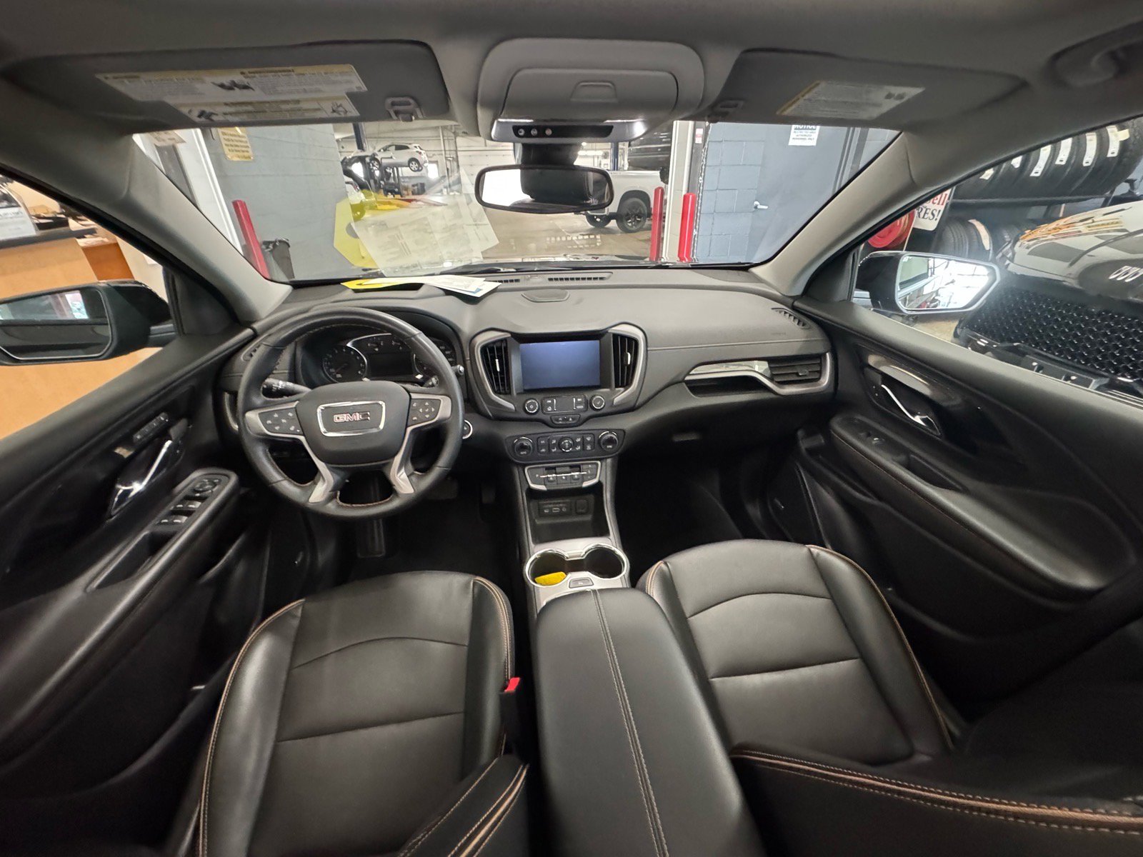 Certified 2023 GMC Terrain AT4 w/ Infotainment Package II AWD/4WD image 14