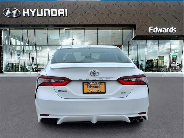 Used 2023 Toyota Camry SE image 6
