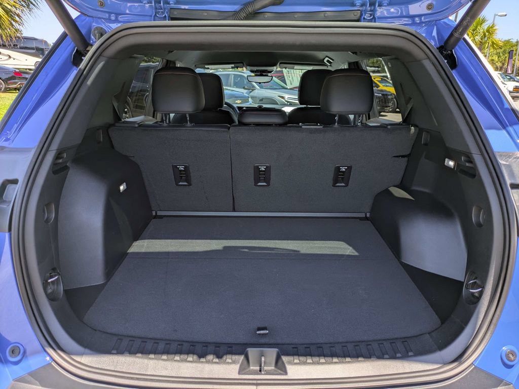Used 2026 Chevrolet Equinox RS w/ Convenience Package III FWD image 13