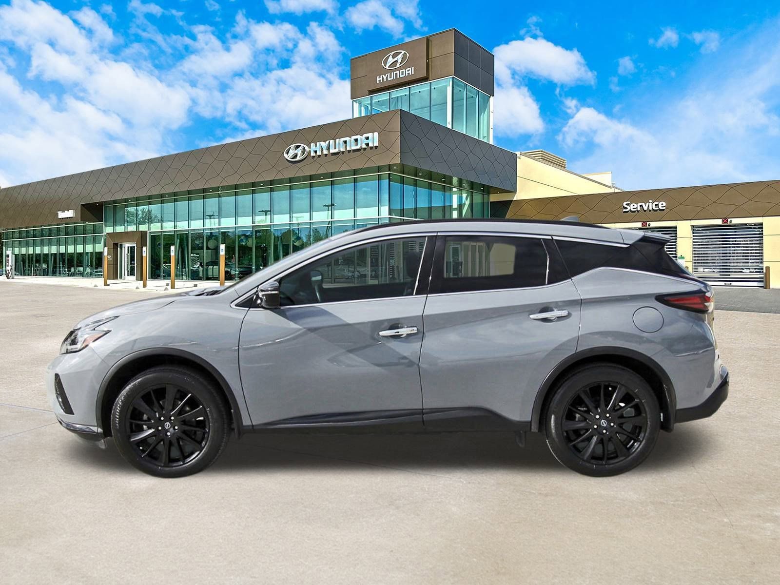 Used 2024 Nissan Murano SV w/ SV Midnight Edition Package image 9