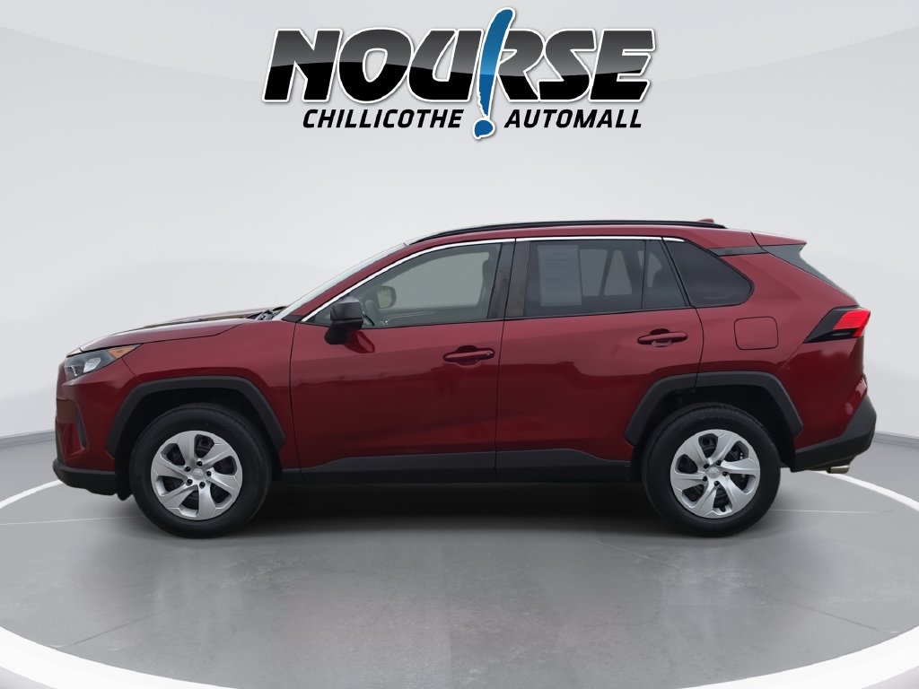Used 2021 Toyota RAV4 LE AWD/4WD image 5