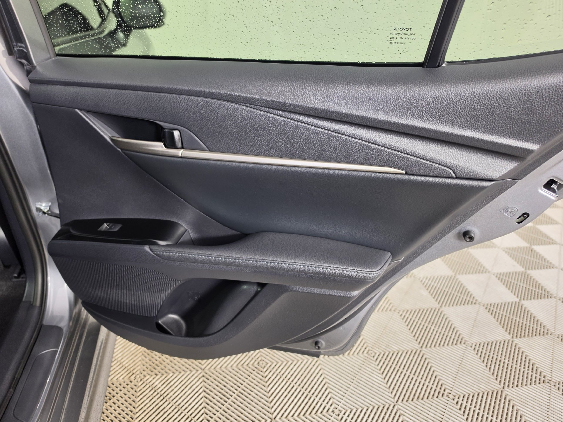 Used 2026 Toyota Camry XSE FWD image 29