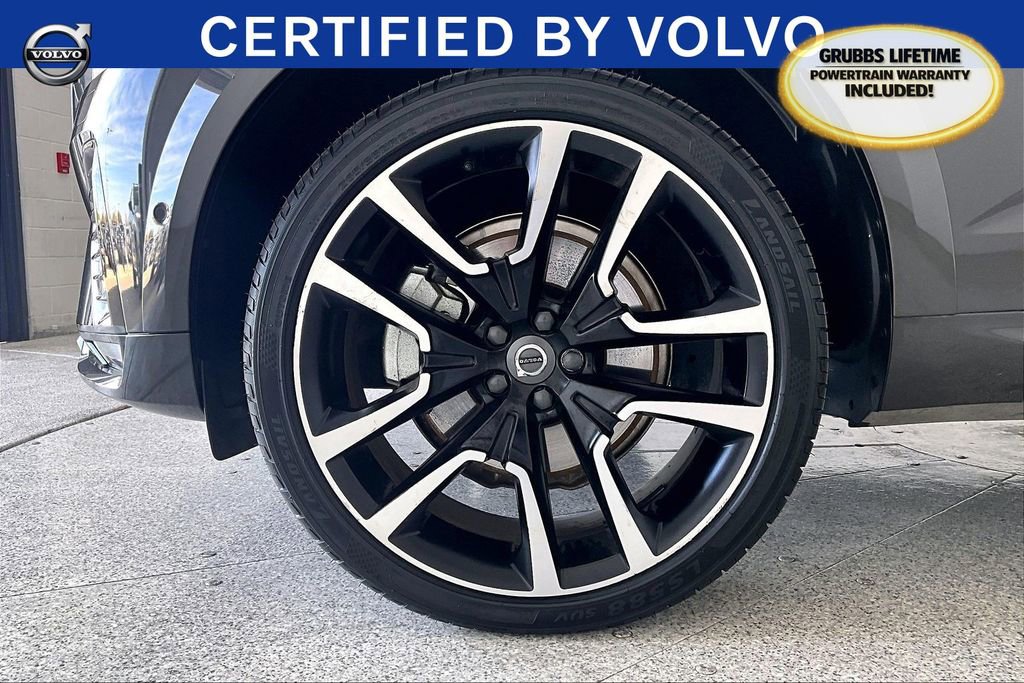 Certified 2023 Volvo XC60 B6 Ultimate w/ Protection Package Premier image 12