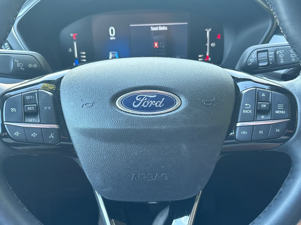 Used 2023 Ford Escape Active AWD/4WD image 5