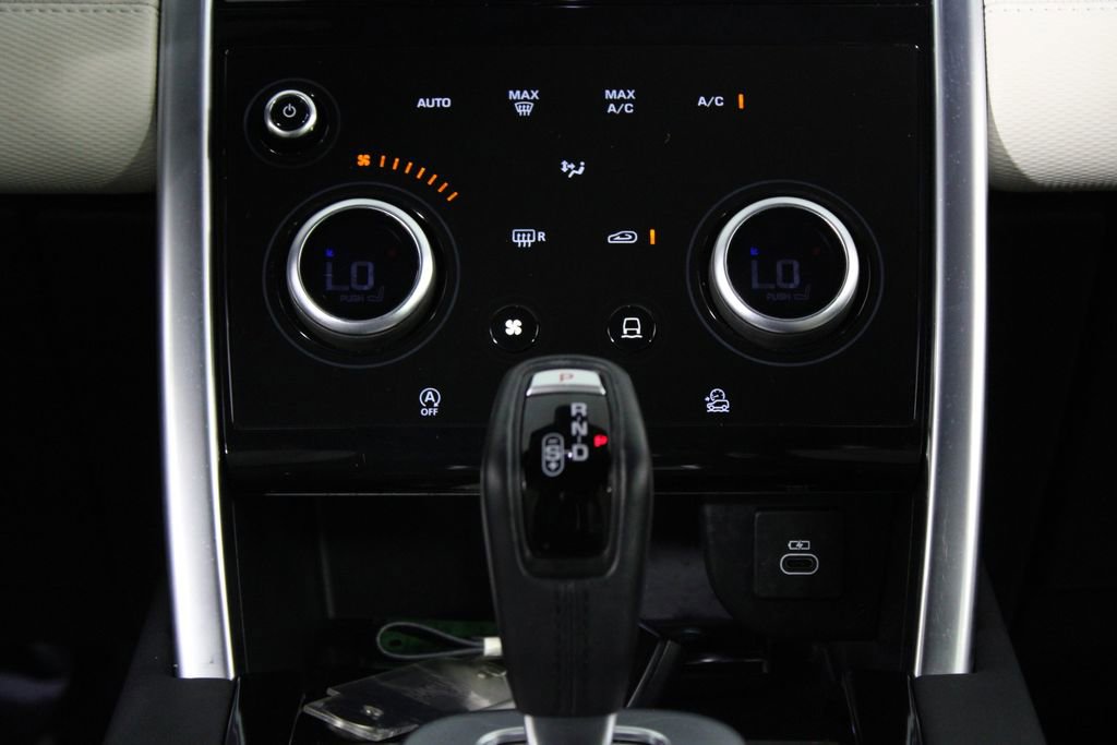 Used 2022 Land Rover Discovery Sport S R-Dynamic image 21