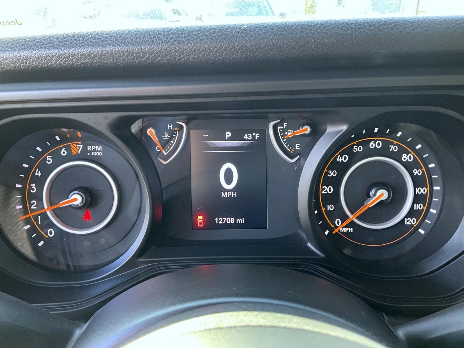 Used 2024 Jeep Gladiator Sport image 15