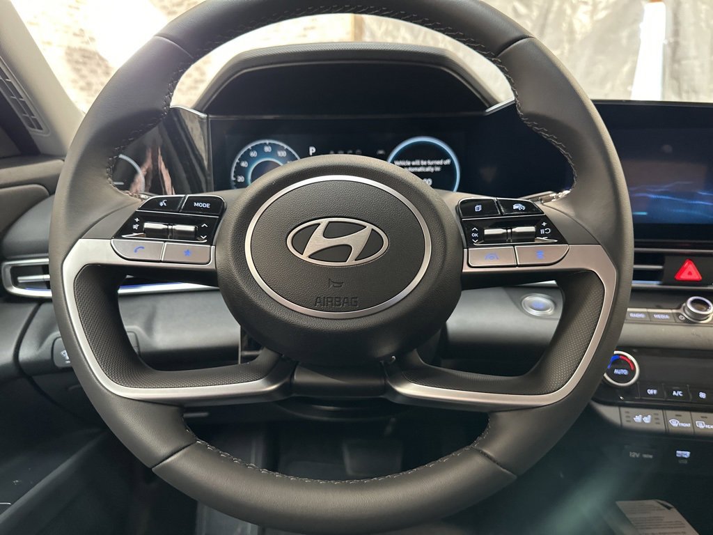 New 2026 Hyundai Elantra Limited image 16