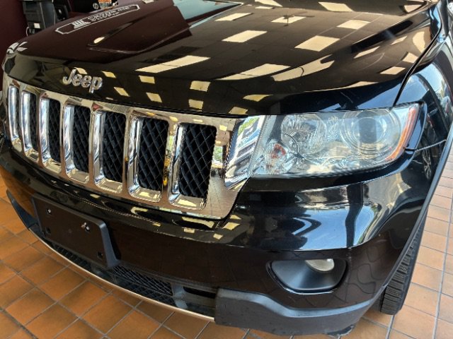 Used 2013 Jeep Grand Cherokee Overland w/ Advance Technology Group RWD image 9