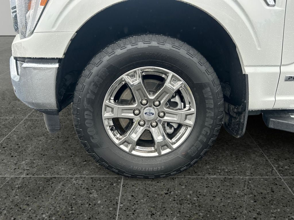 Used 2023 Ford F150 Lariat w/ Trailer Tow Package AWD/4WD image 4