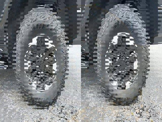 New 2025 GMC Hummer EV 2X w/ Extreme Off-Road Package image 7