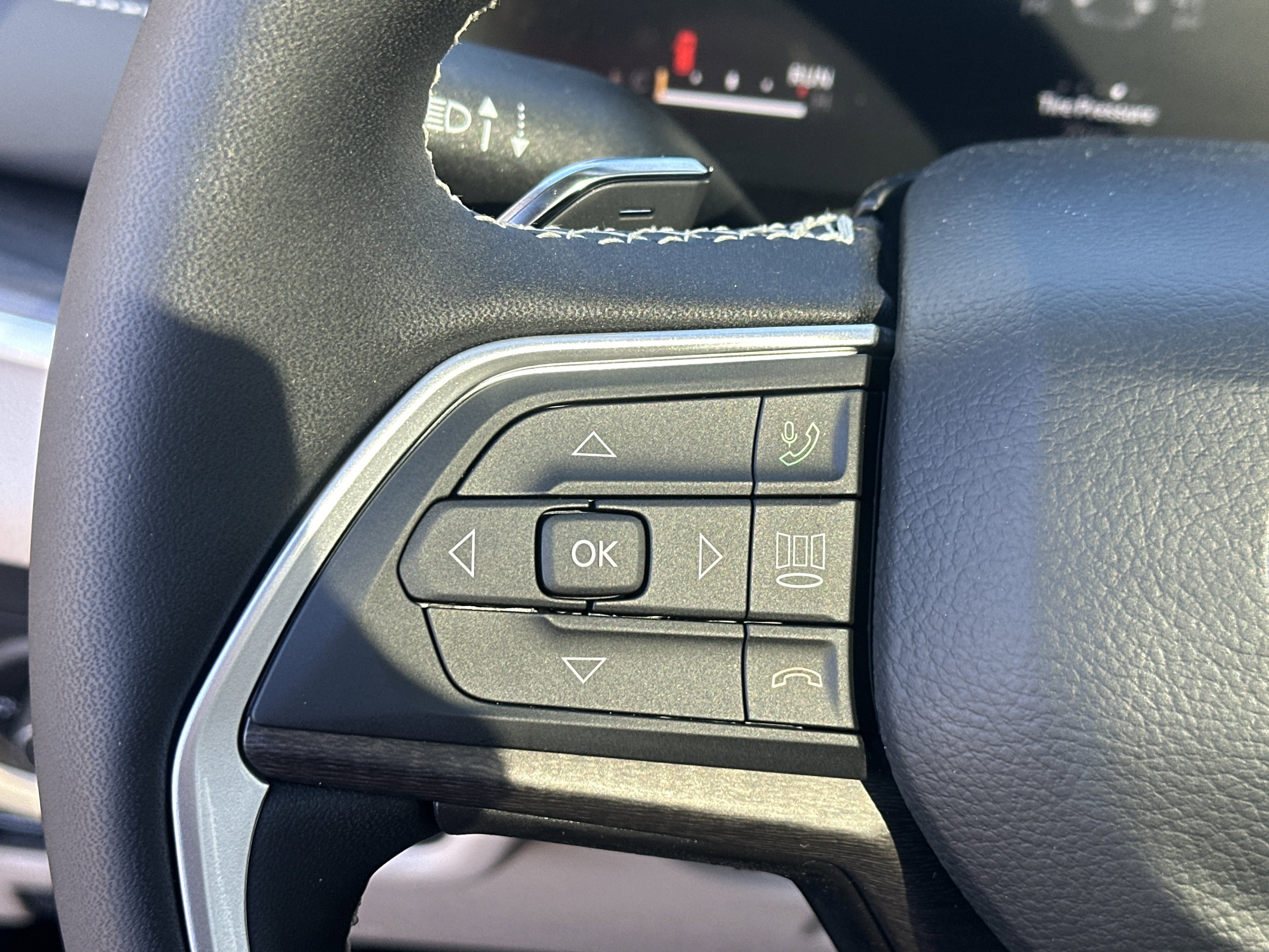 New 2026 Jeep Grand Cherokee Limited w/ Limited Altitude Package image 10