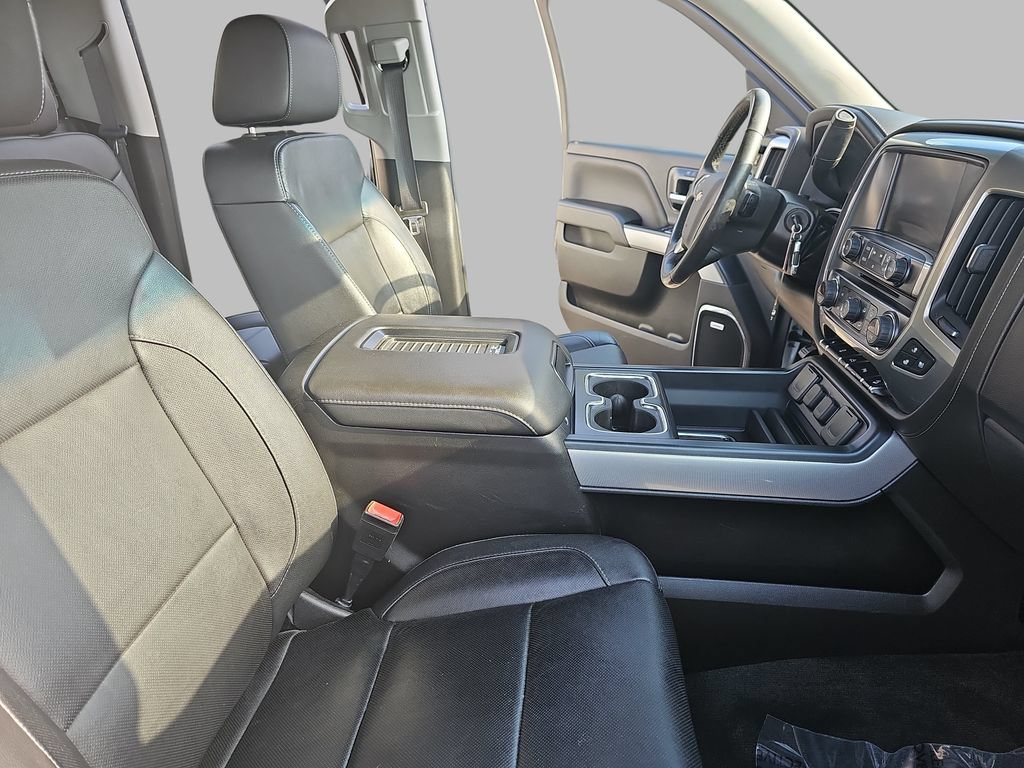 Used 2018 Chevrolet Silverado 1500 LTZ Z71 w/ LTZ Plus Package AWD/4WD image 13