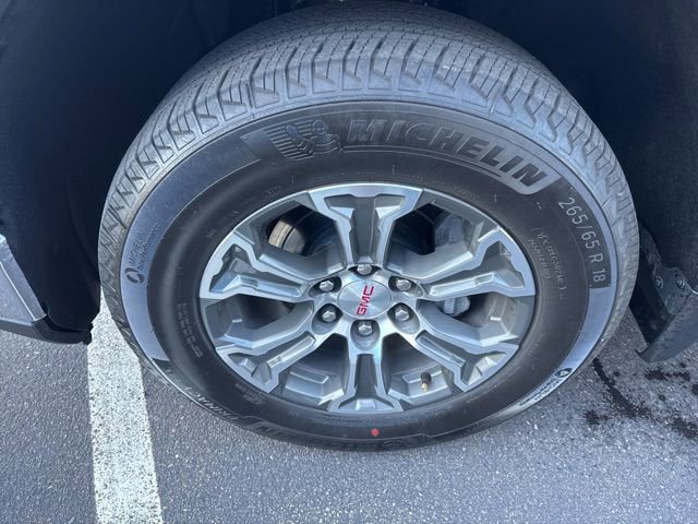 Used 2026 GMC Sierra 1500 SLT image 31