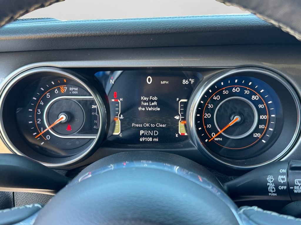 Used 2018 Jeep Wrangler Unlimited Sahara image 29