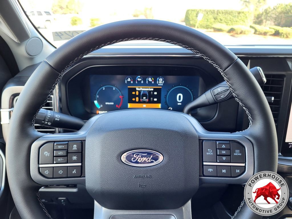 New 2026 Ford F250 Lariat w/ Black Appearance Package image 34