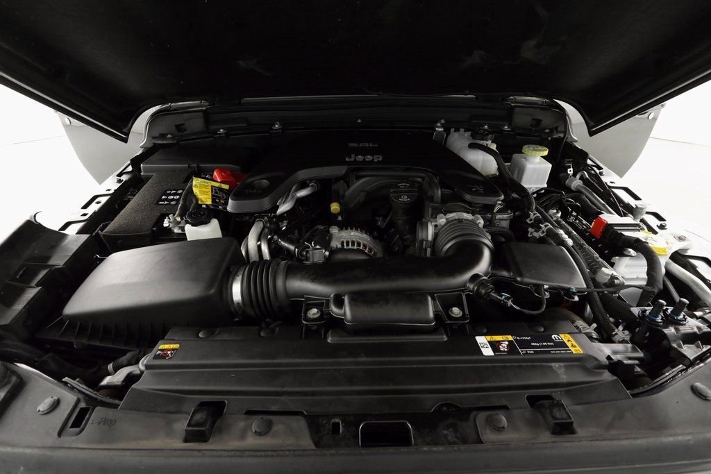 Certified 2021 Jeep Gladiator Sport image 35