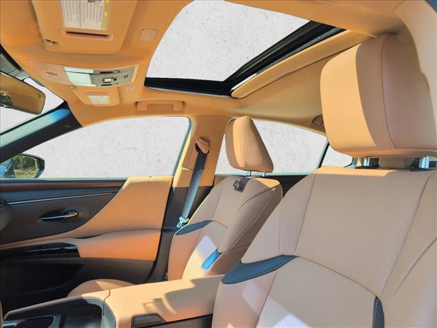 Used 2024 Lexus ES 350 w/ Premium Package FWD image 15