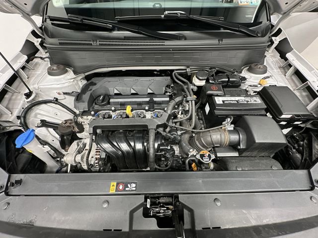 Used 2022 Hyundai Venue SEL w/ Cargo Package image 25