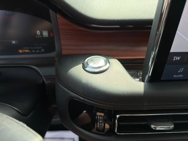 Used 2024 Lincoln Aviator Reserve w/ Equipment Group 201A AWD/4WD image 45