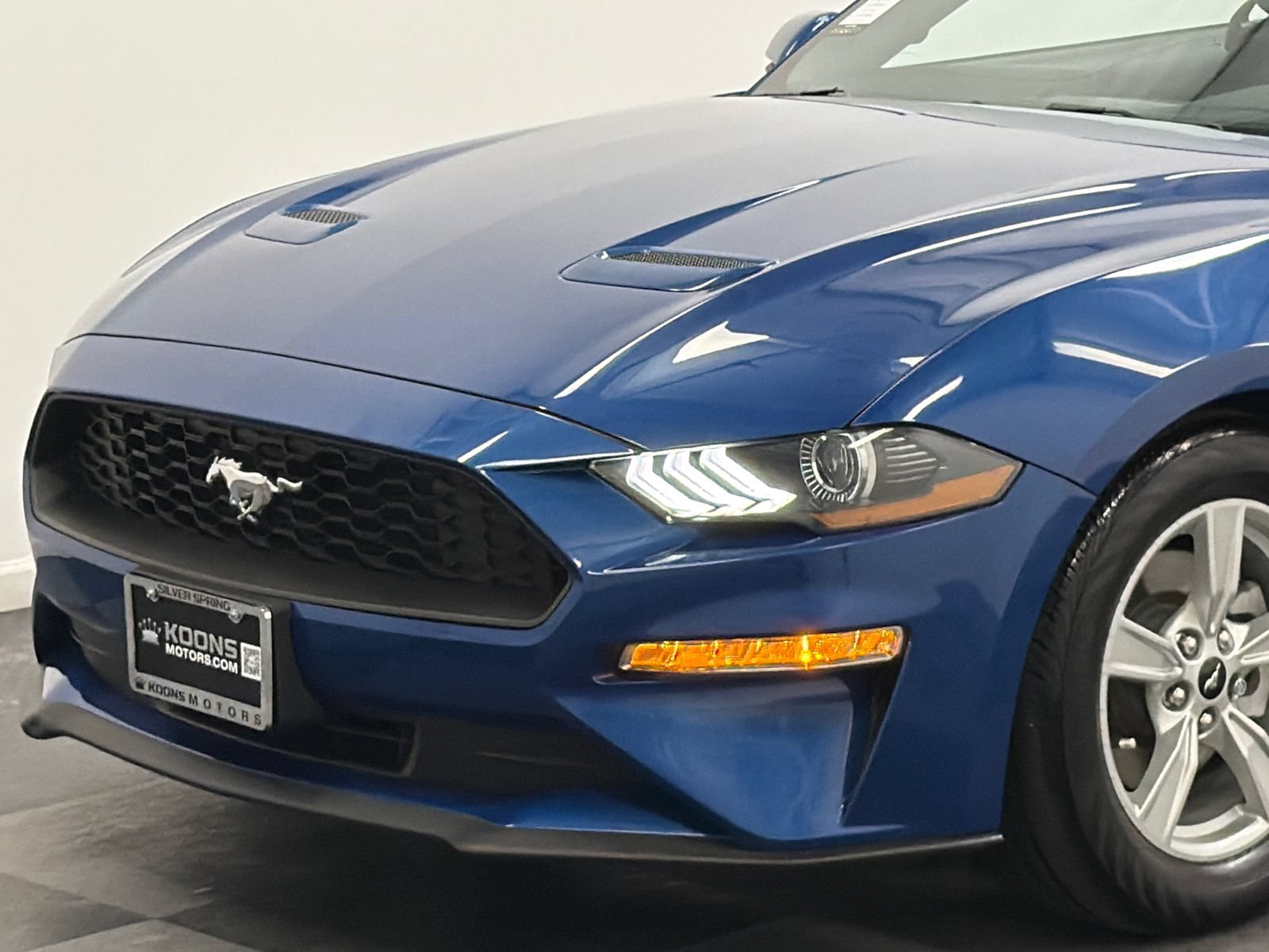 Used 2022 Ford Mustang Convertible RWD video 2