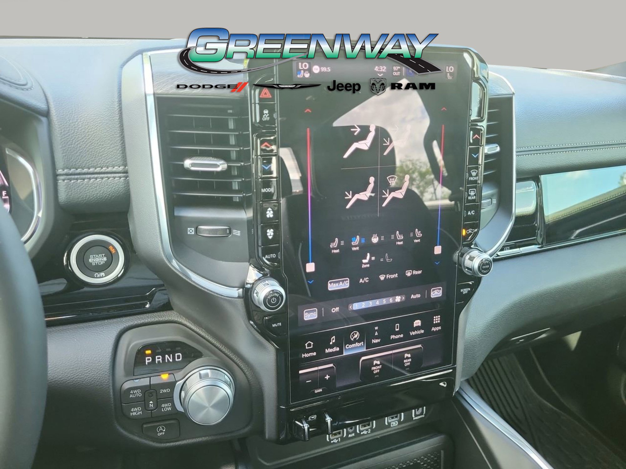 Used 2026 RAM 1500 Laramie AWD/4WD image 17