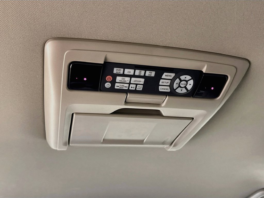 Used 2016 Honda Odyssey SE image 29