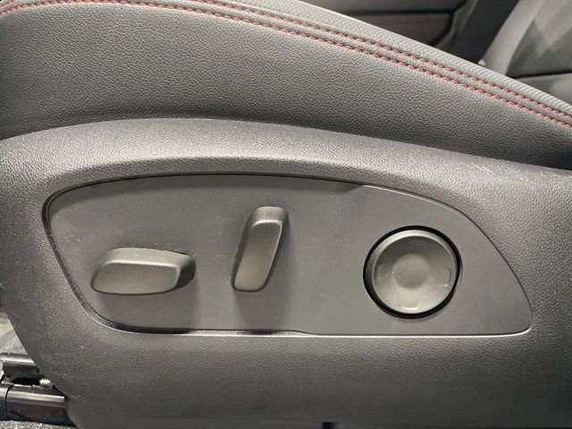 Used 2024 Chevrolet Traverse RS w/ LPO, Floor Liner Package image 4