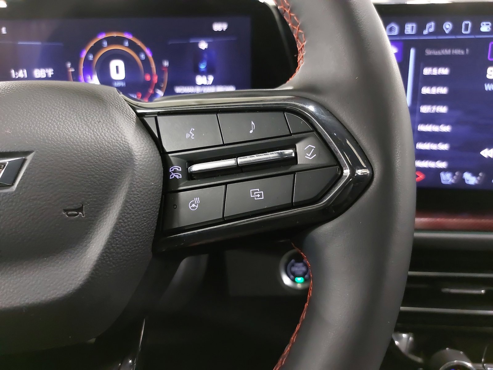 Used 2024 Chevrolet Traverse RS w/ LPO, Floor Liner Package image 19