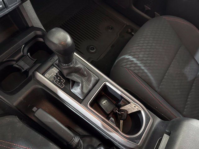 Used 2023 Toyota Tacoma SR5 w/ Technology Package AWD/4WD image 19