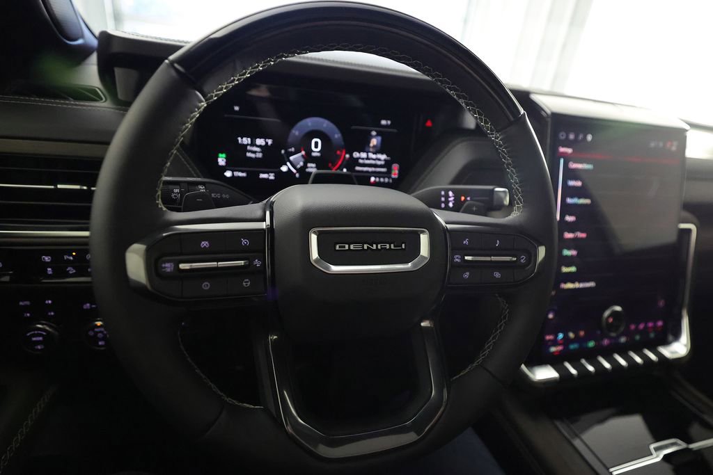 Used 2026 GMC Yukon Denali Ultimate AWD/4WD image 24