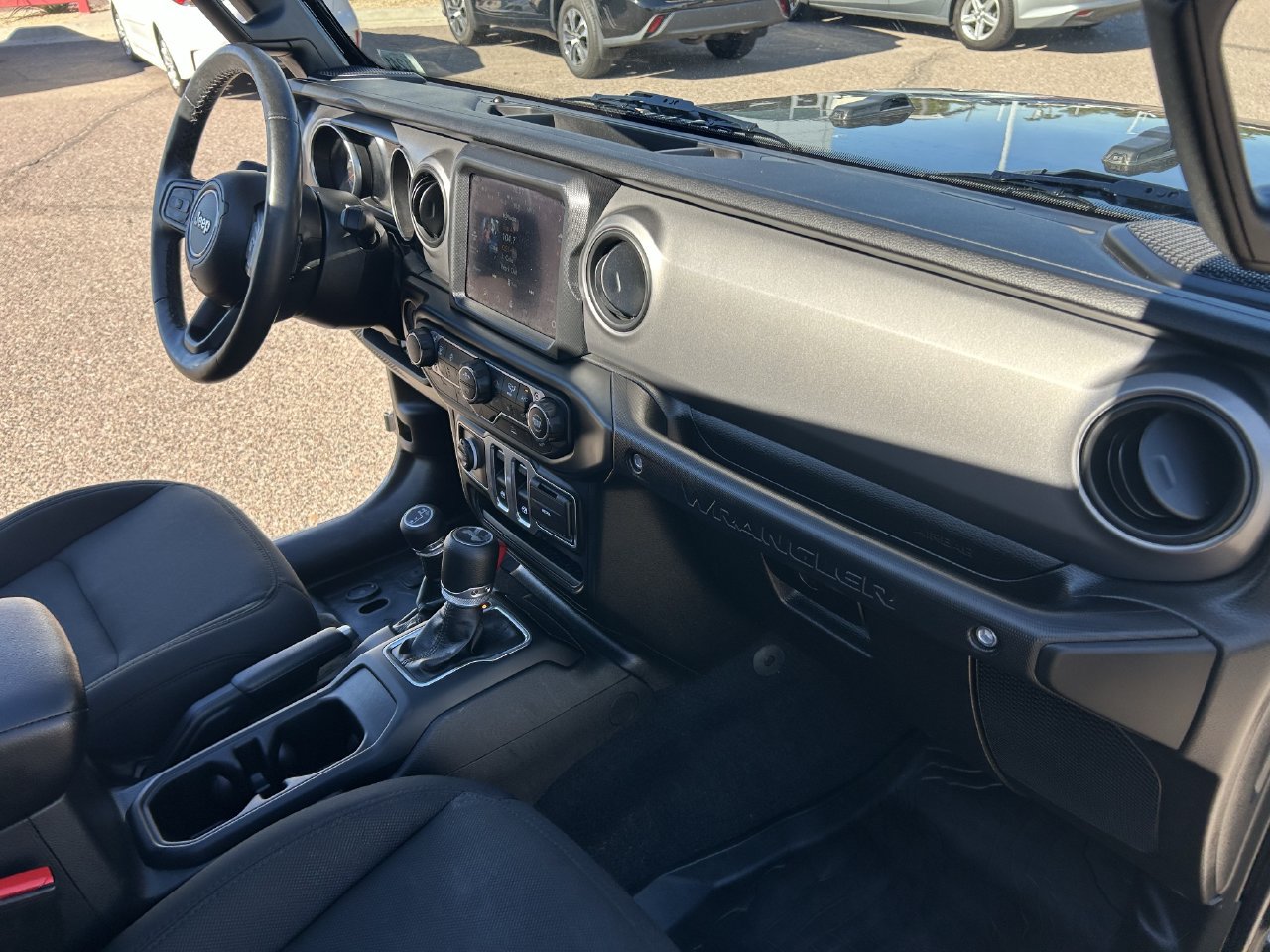 Used 2023 Jeep Wrangler Sport AWD/4WD image 13