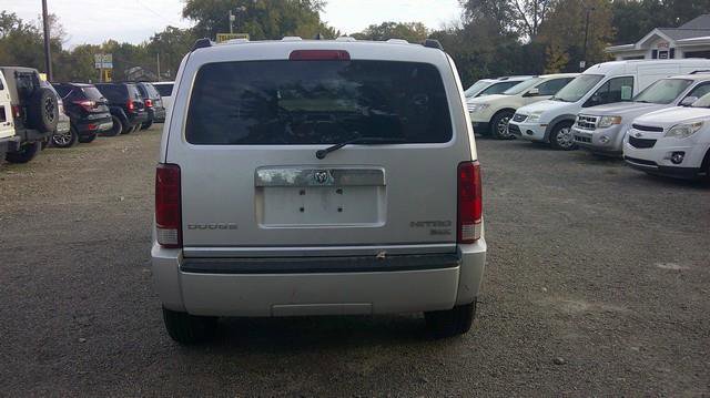 Used 2009 Dodge Nitro SLT image 8