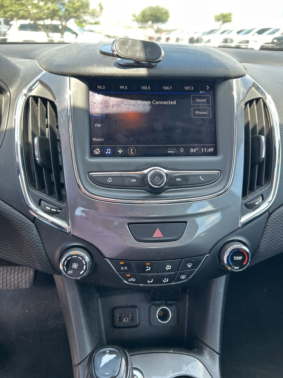 Used 2019 Chevrolet Cruze LS FWD image 13