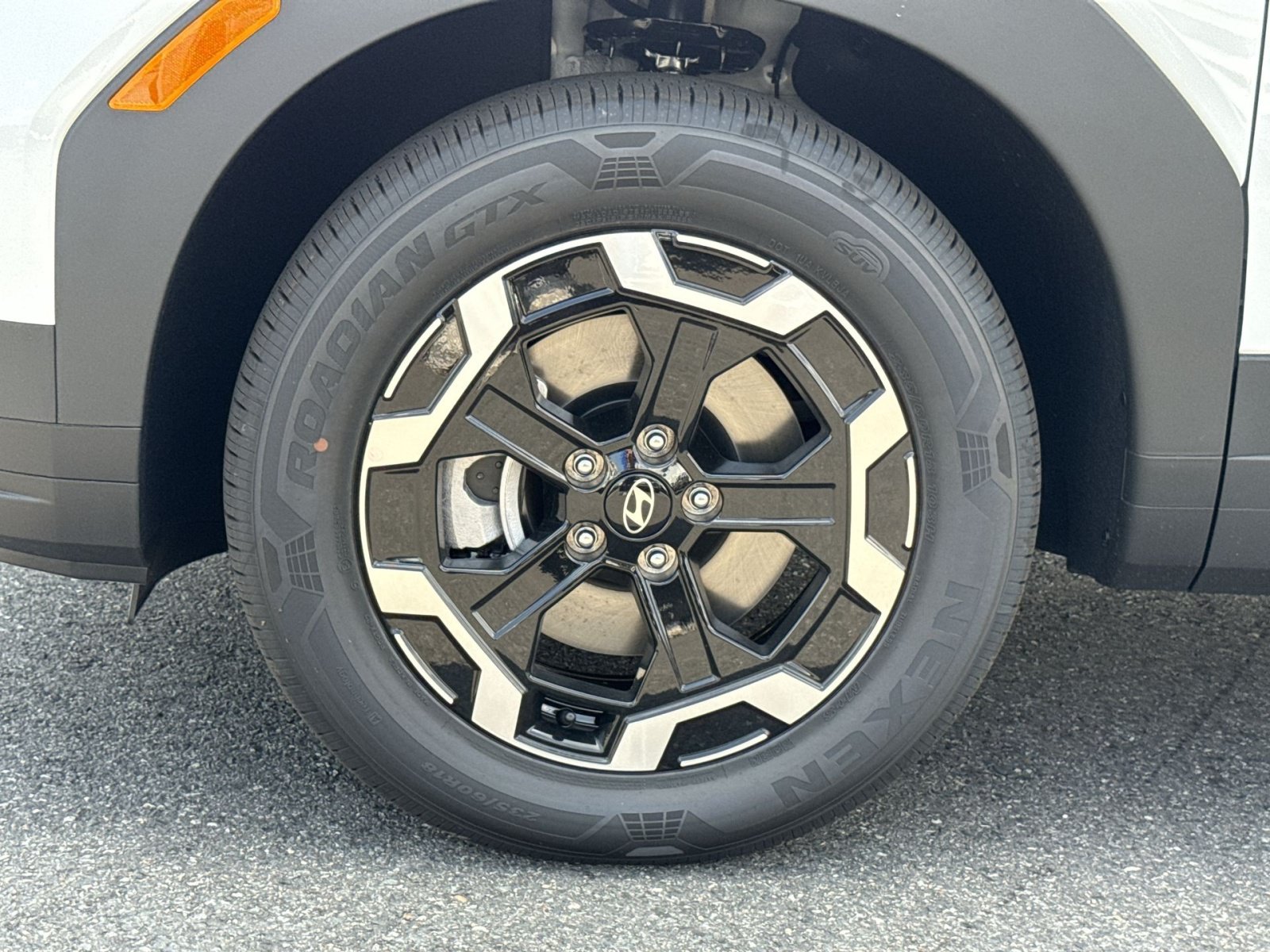 New 2027 Hyundai Santa Fe SE FWD image 12